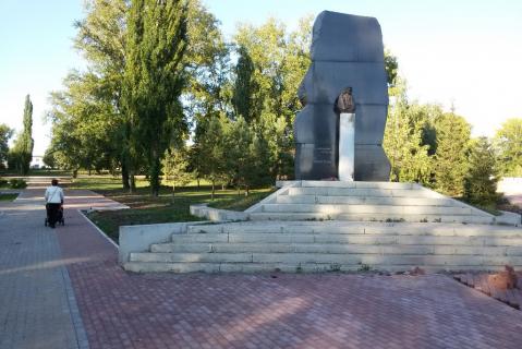 Памятник жертвам политических репрессий, парк 50-летия Победы, Уфа