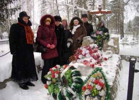 Фотография с сайта Польского общества "Полярос" (Екатеринбург) http://www.eburgpolaros.ru/newsmain/. Дата обращения - 2013